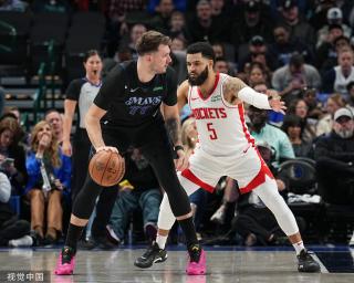 显得格外重 显得格外重